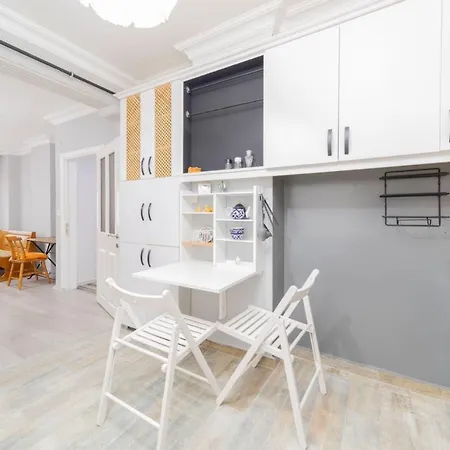 Апартаменты Stylish Flat With Modern Design In Анталья